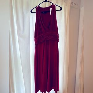 Beautiful size 16 red dress with stretch!